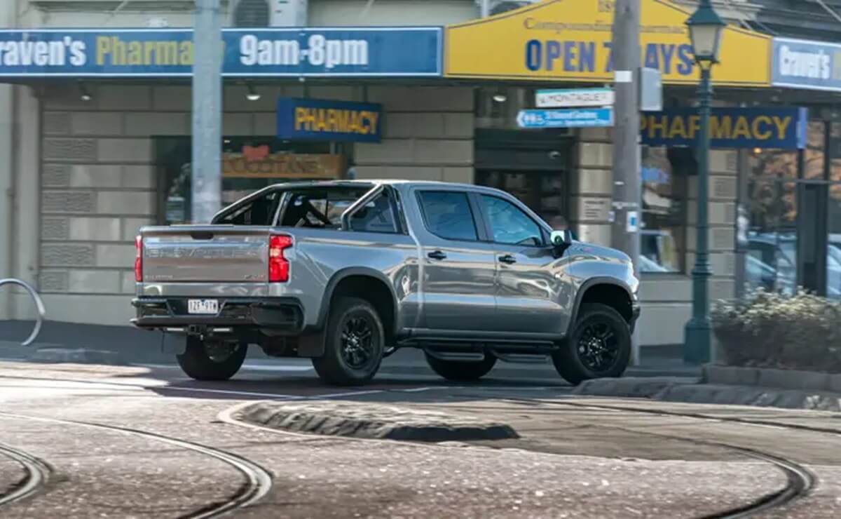 Chevrolet Silverado 1500 parte trasera