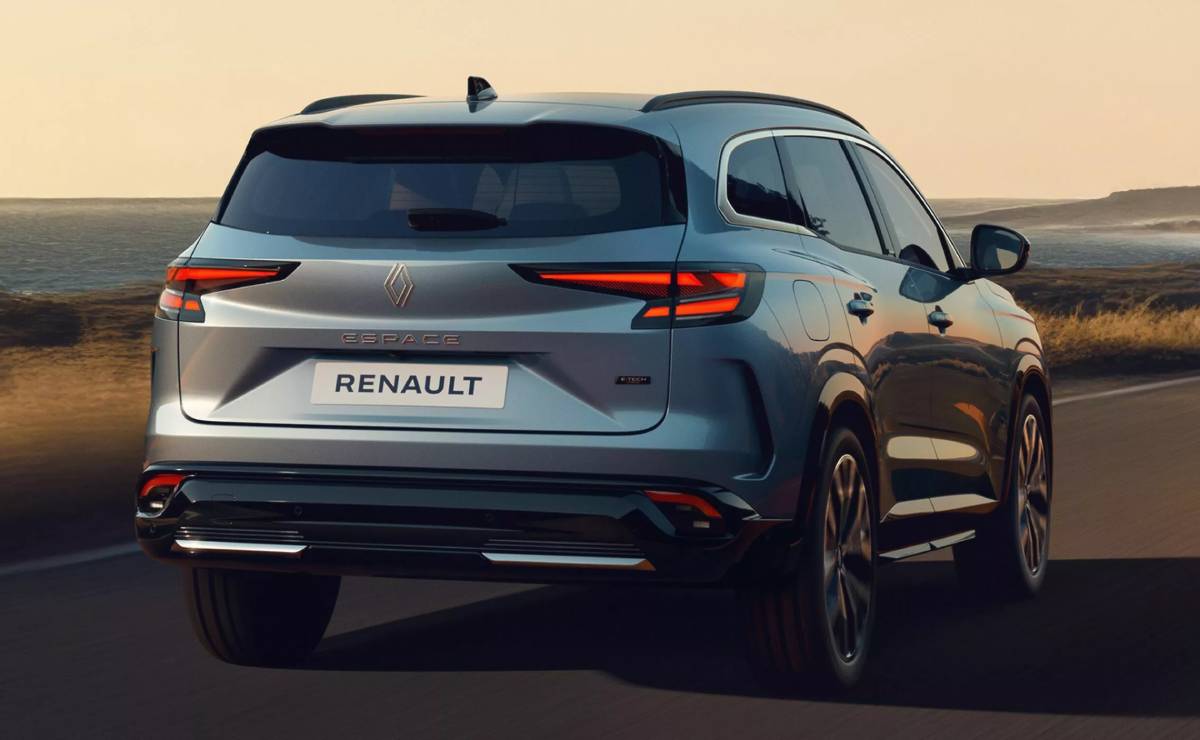 Renault Espace 2025 accion cola