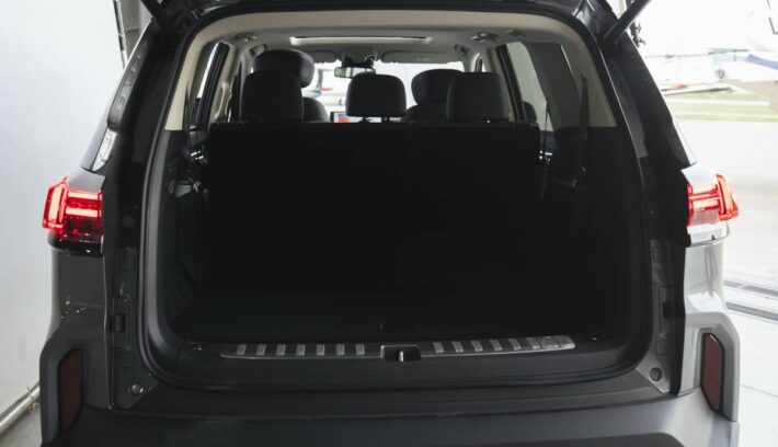 SUV Maxus D90 baul