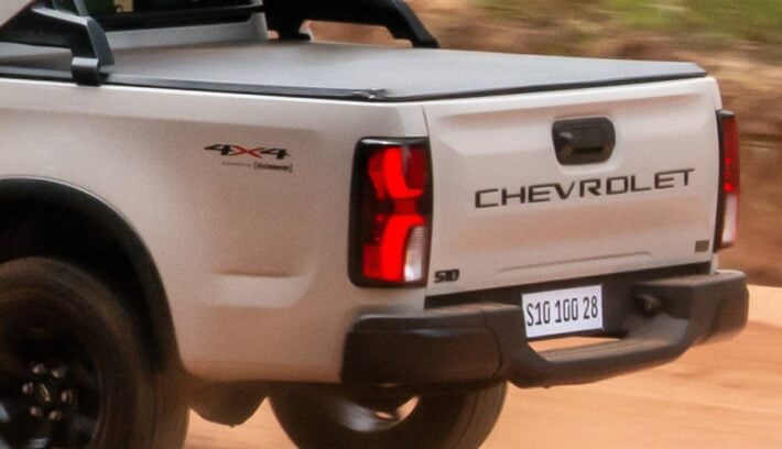 Chevrolet S10 100 anos teaser