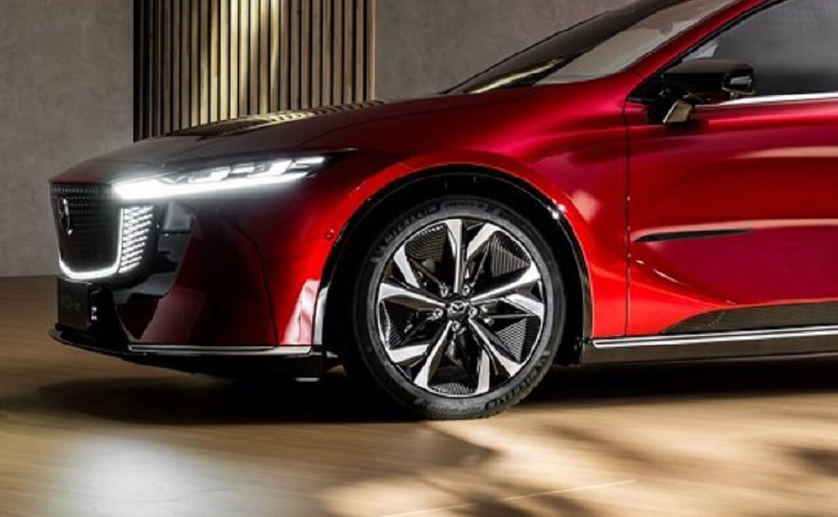 Mazda Mazda6e, el nuevo e innovador modelo