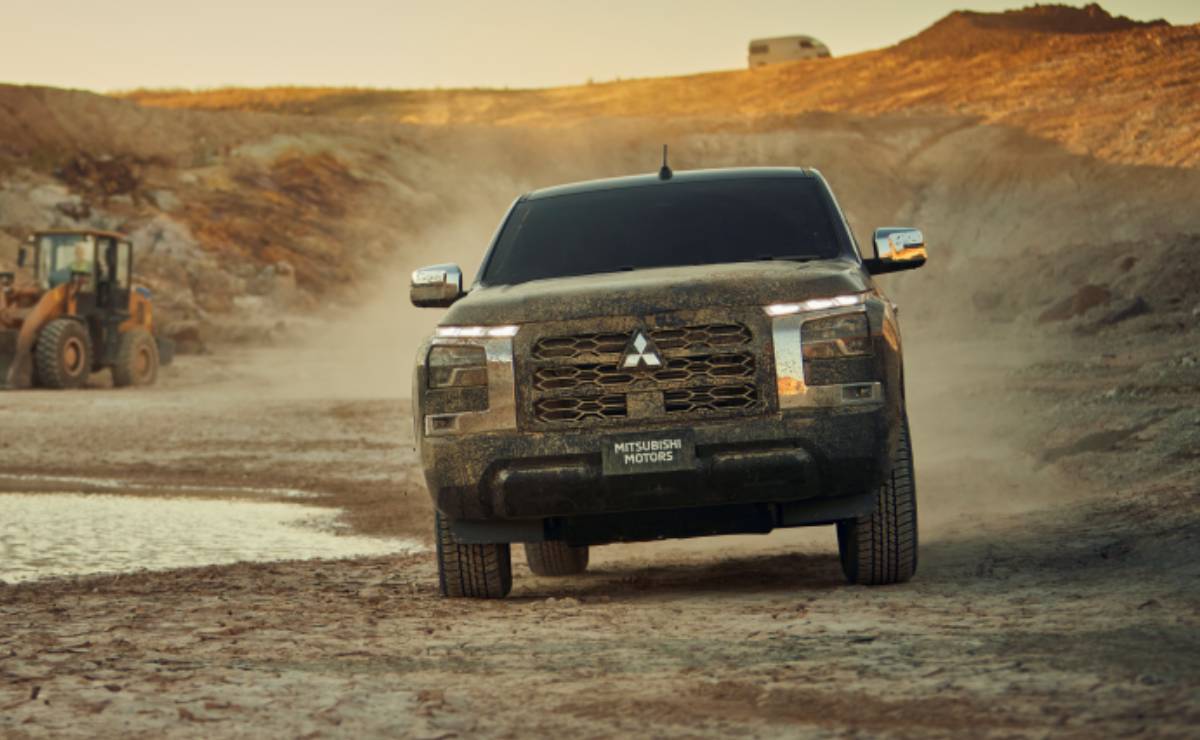 Mitsubishi L200 lanzamiento frente