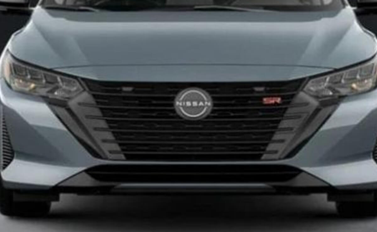 Nissan Sentra Midnight Edition 2025, la nueva versión del sedán