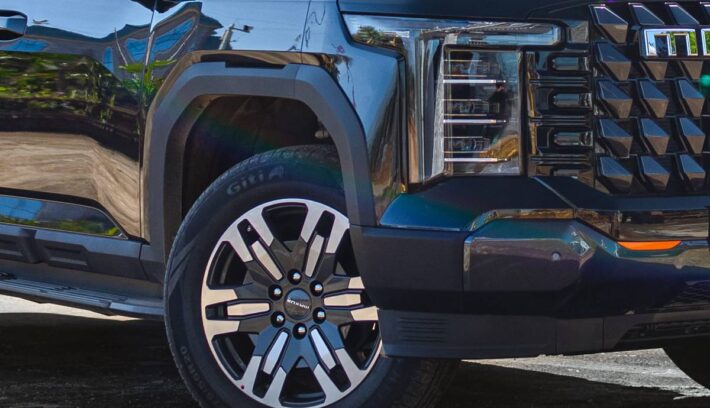 Pick up Maxus Interstellar X teaser
