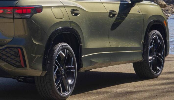 Volkswagen Tiguan SEL R Line Turbo teaser
