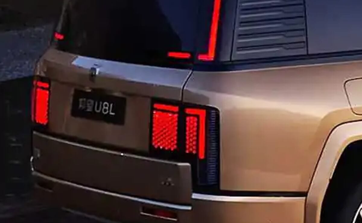 Yangwang U8L, el nuevo y futurista SUV de la división de lujo de BYD