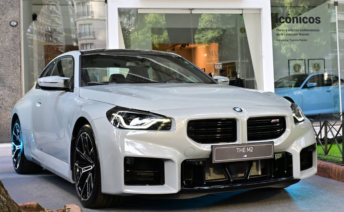 BMW M2 frente 1