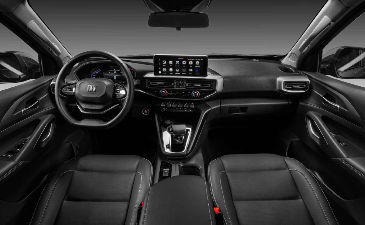 Fiat Titano 2026 interior