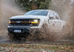 Ford F 150 Tremor accion 1