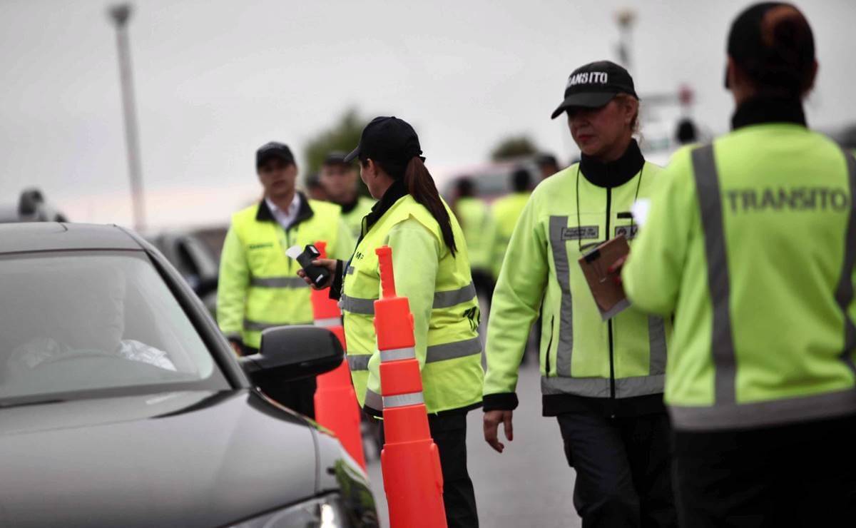 Las autoridades de transito