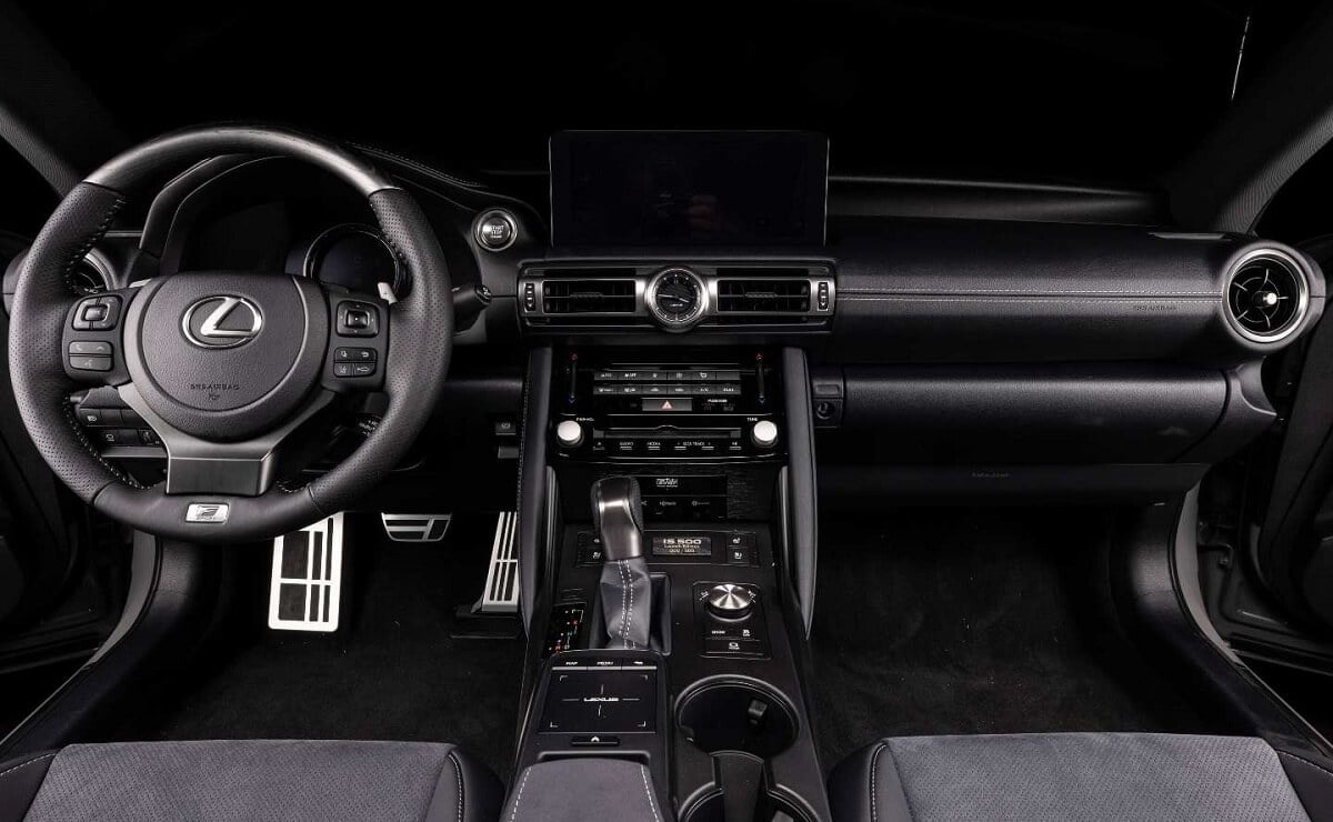Lexus IS 500 interior