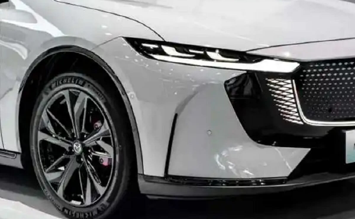 Mazda y su sedán más futurista, el 6e