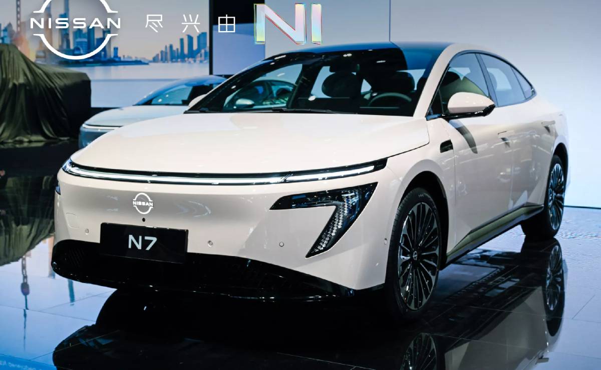 Nissan N7 frente