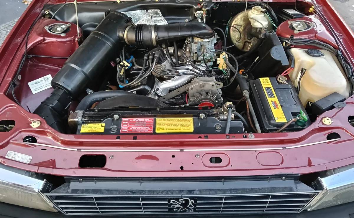 Peugeot 505 1992 motor