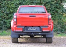 Pick up Isuzu D Max Artic Trucks cola
