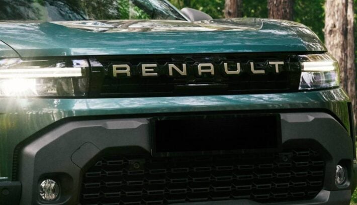 Renault Duster Hybrid teaser 1
