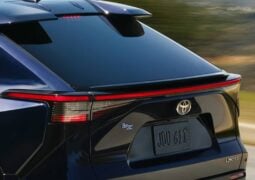 SUV Toyota bZ teaser