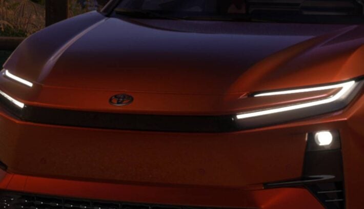 Toyota C HR 2026 teaser