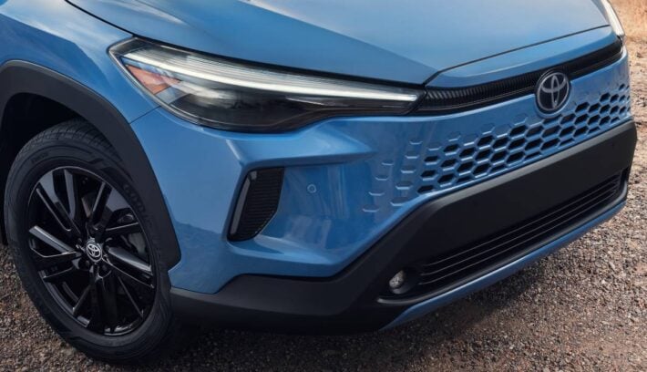 Toyota Corolla Cross 2026 parrilla