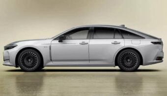 Toyota Crown Special Edition Z The 70th perfil
