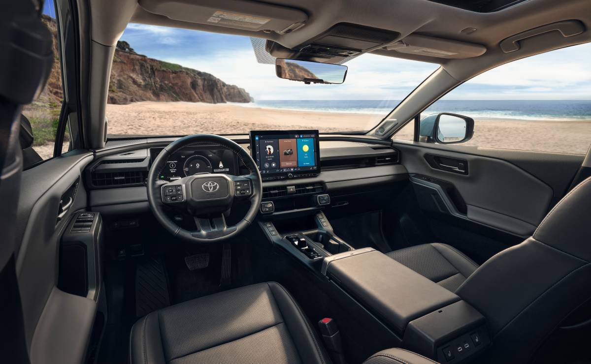 Toyota RAV4 limited interior