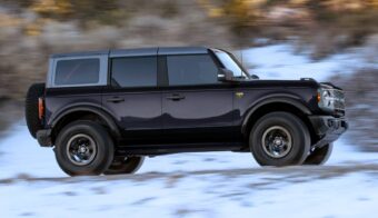 Ford Bronco Badlands accion