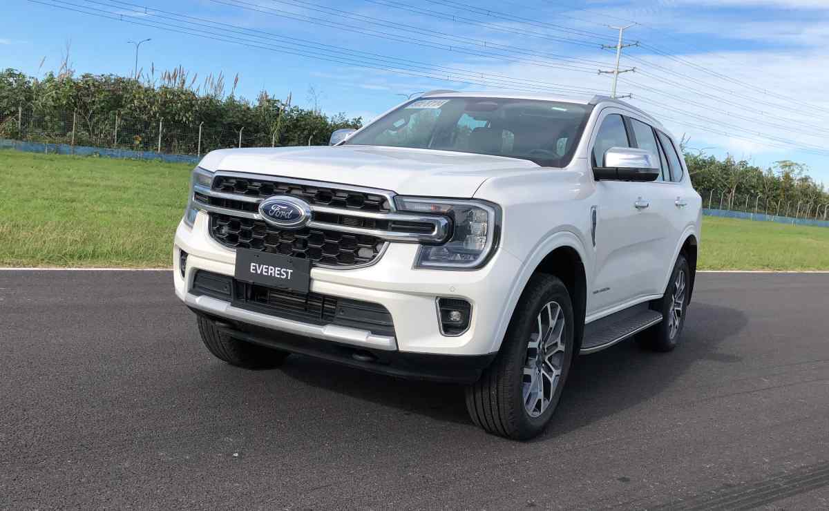 Ford Everest (1)