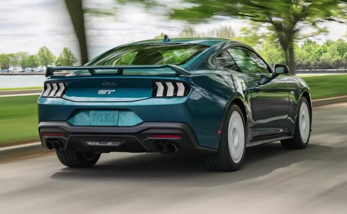 Ford Mustang 2026 parte trasera