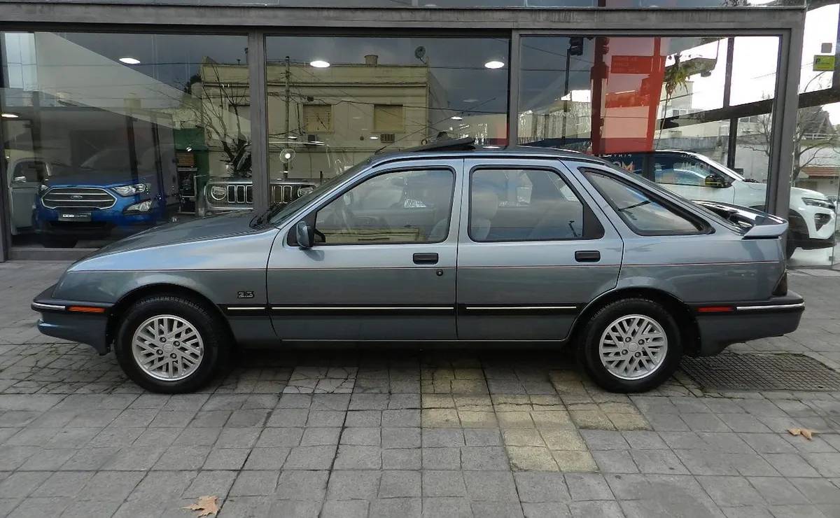 Ford Sierra 1993 perfil