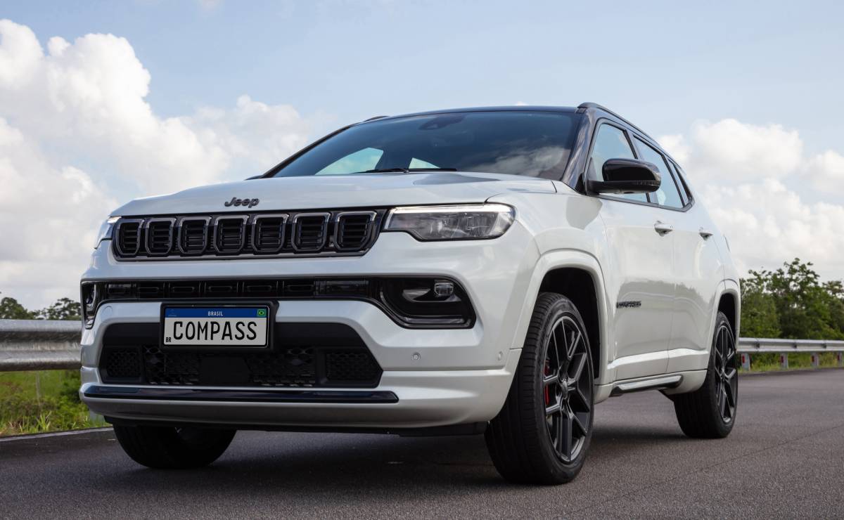 Jeep Compass Blackhawk frente 1