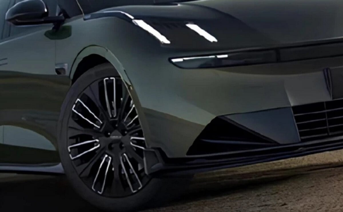 Geely Lynk & Co 10 EM-P, el sedán más lujoso