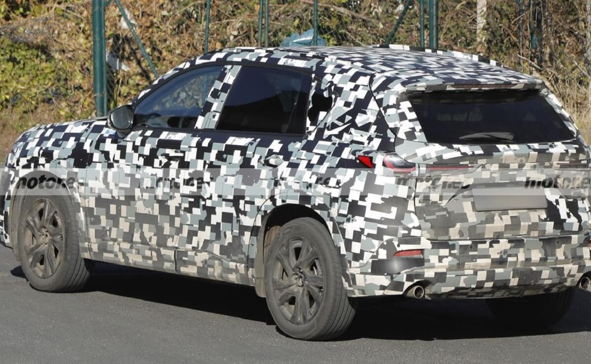 Mazda CX 5 2026 camuflado