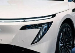 El récord del Nissan N7, el sedán eléctrico