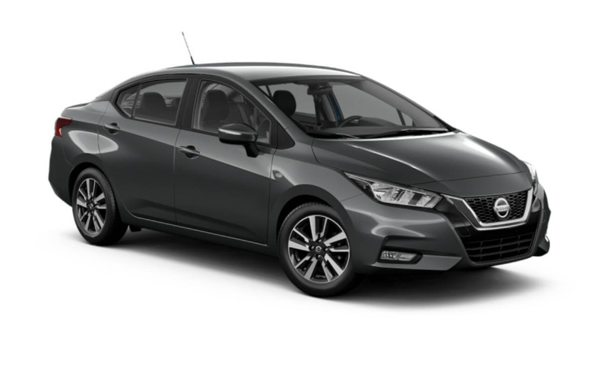 Nissan Versa Advance