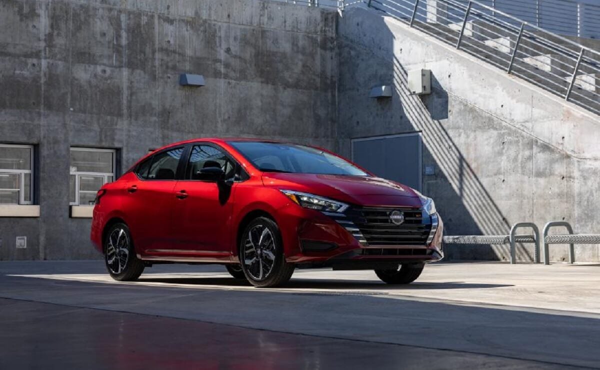 Nissan Versa S manual