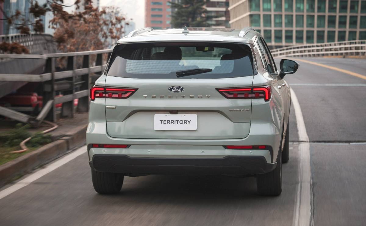 Nueva Ford Territory lanzamiento cola