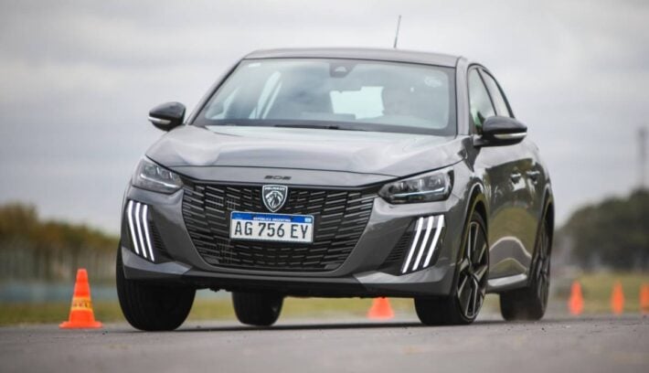 Peugeot 208 guia de compra