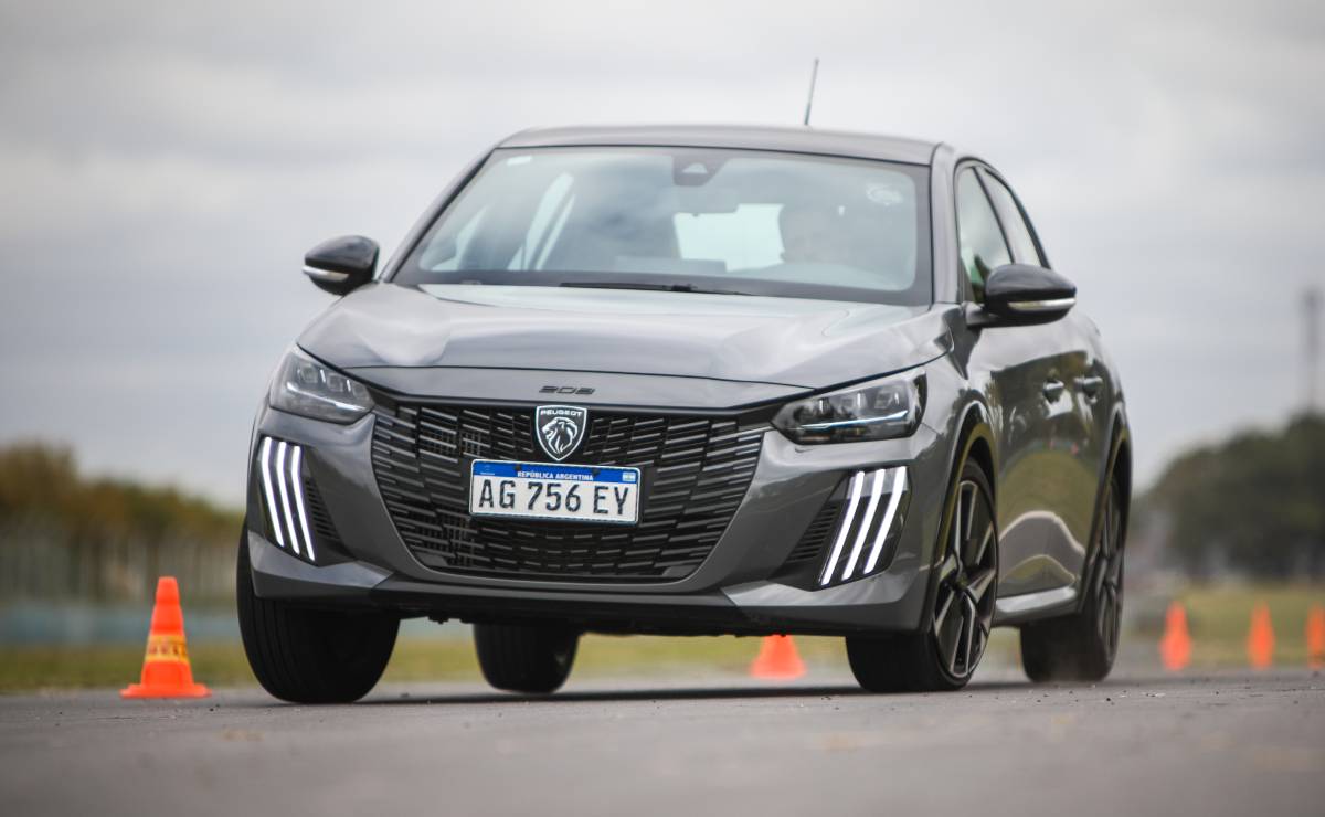 Peugeot 208 guia de compra