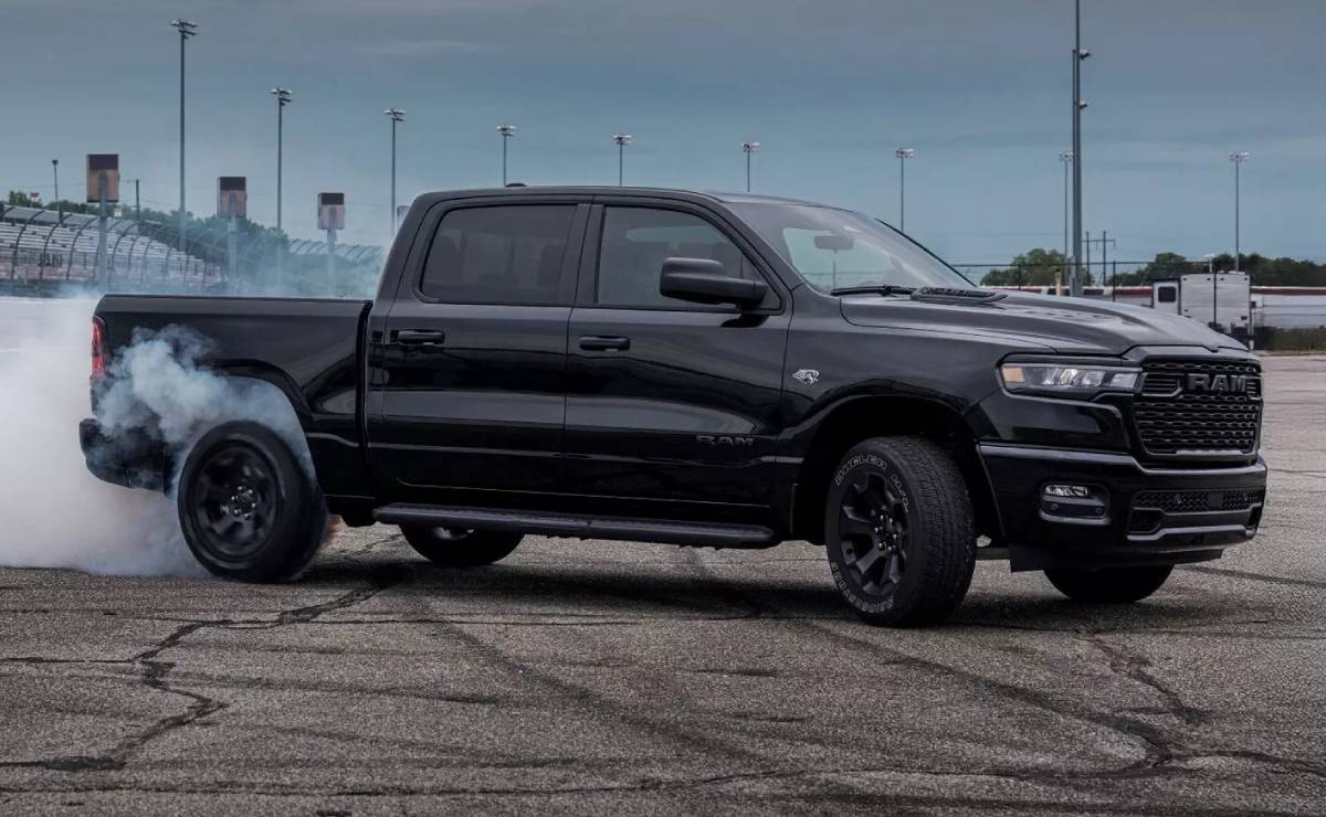 RAM 1500 2026 accion