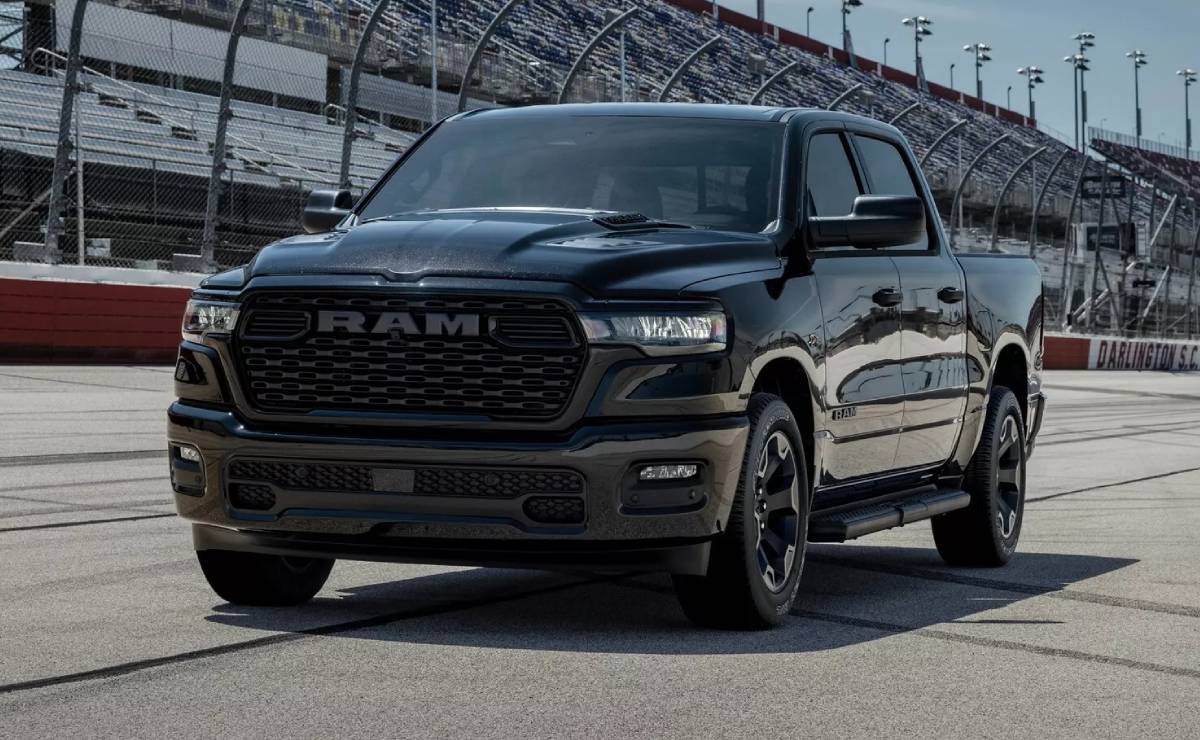 RAM 1500 2026 trompa