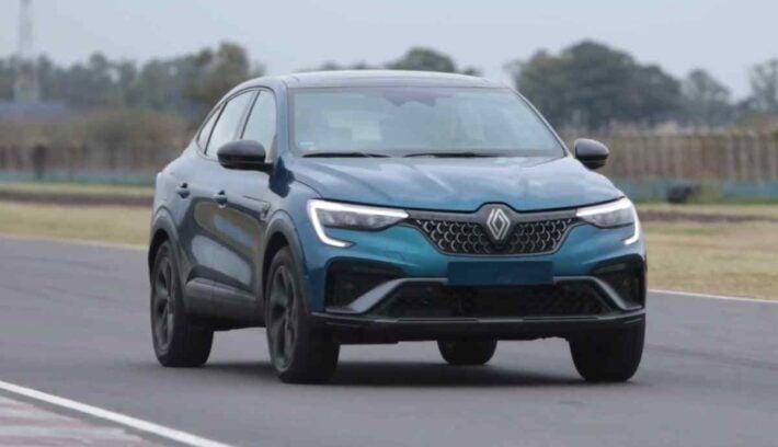 Renault Arkana (4)