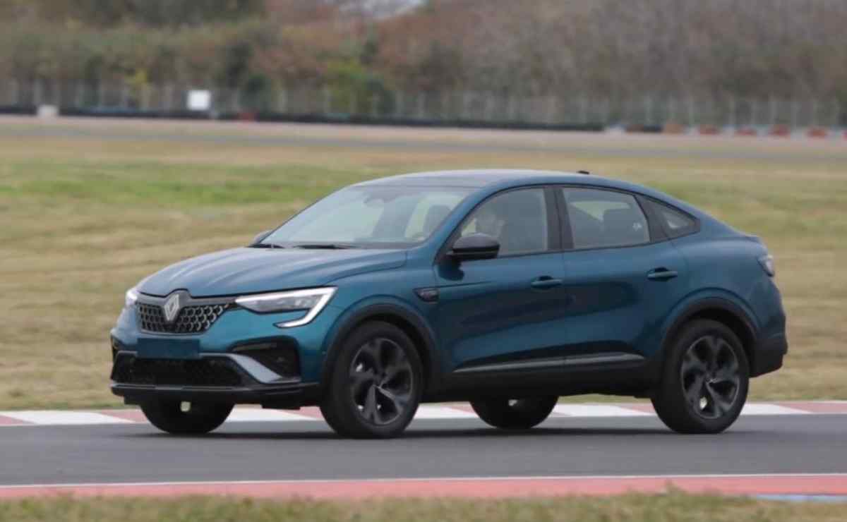 Renault Arkana 6