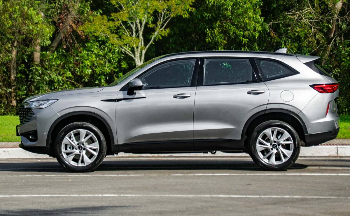 SUV GWM Haval H6 HEV One perfil