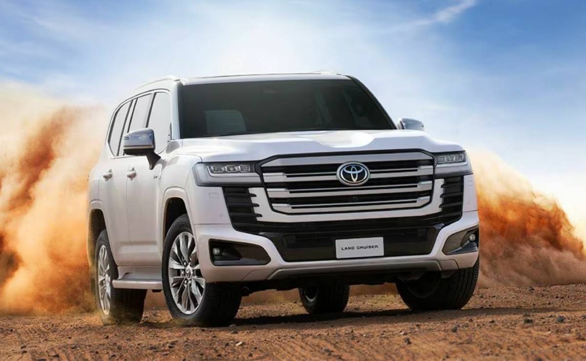 Toyota Land Cruiser Hybrid frente