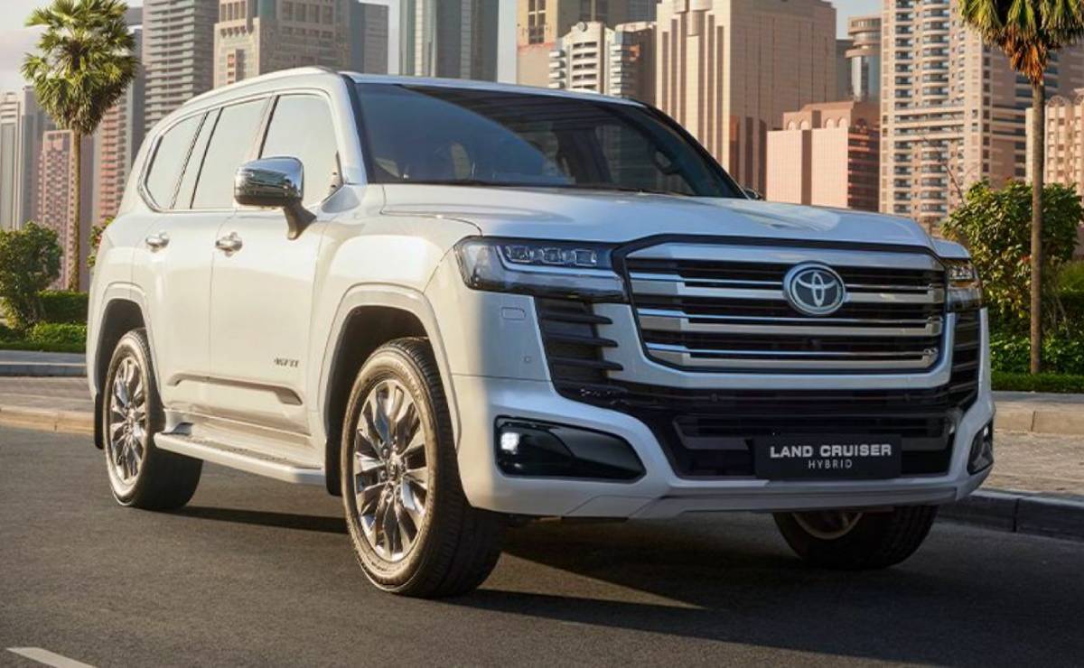 Toyota Land Cruiser Hybrid trompa