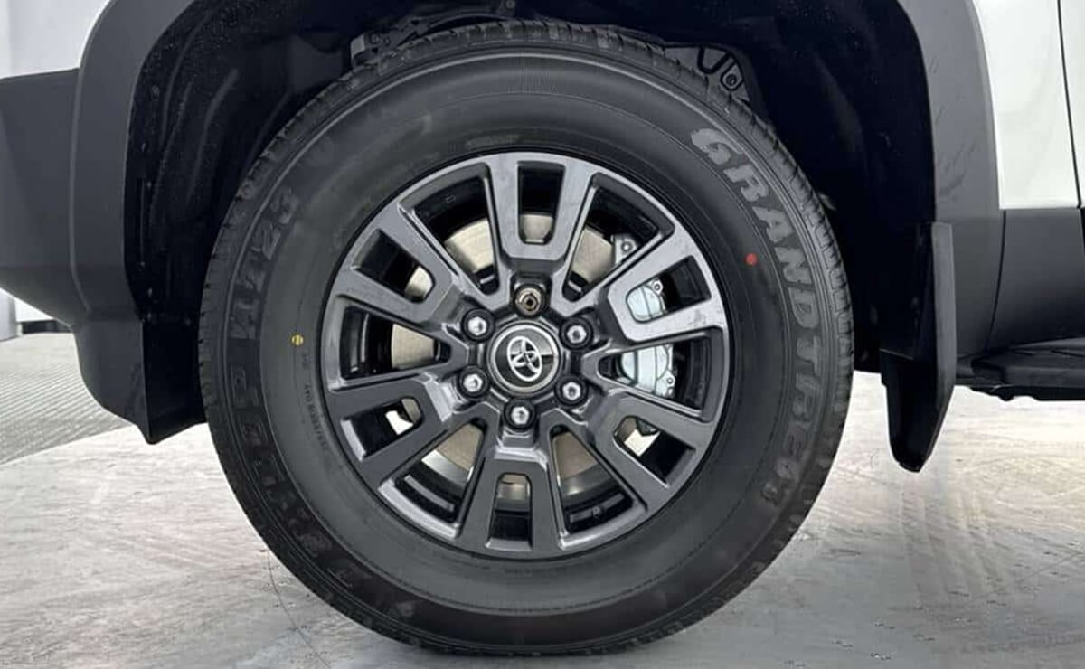 Toyota Land Cruiser Comercial, la nueva versión del SUV