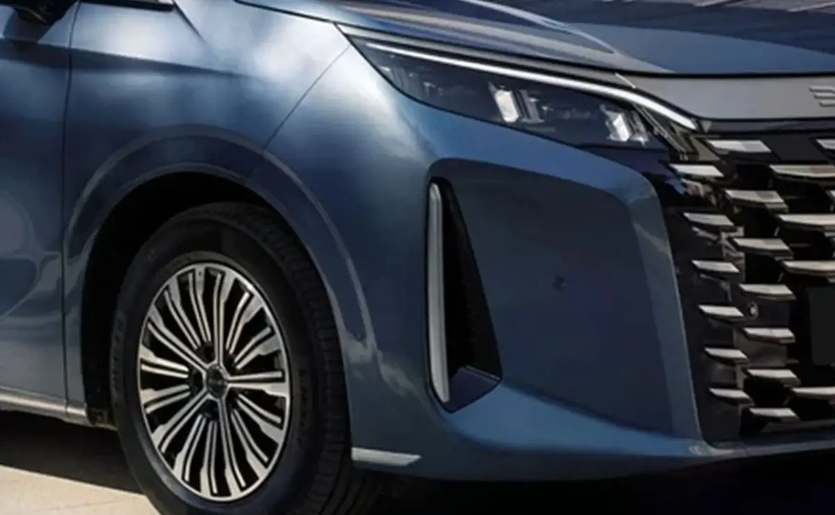 BYD y su nueva minivan M9