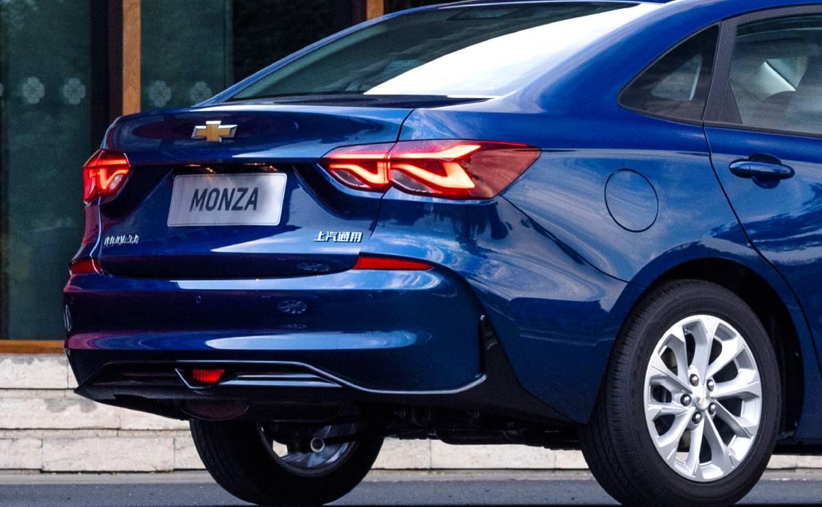 Chevrolet Monza teaser cola