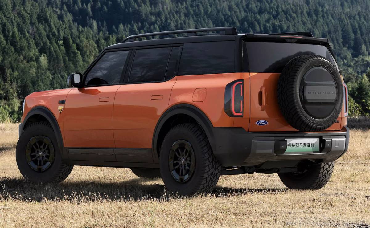 Ford Bronco New Energy trasera