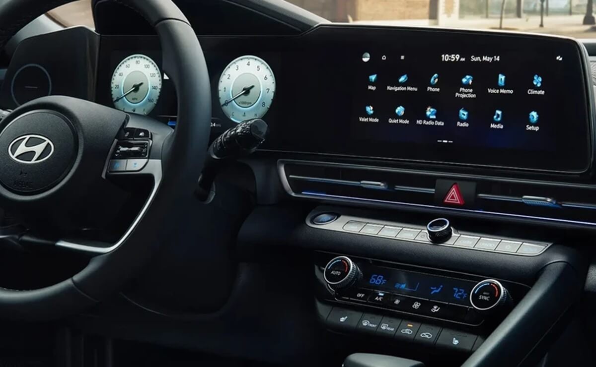 Hyundai Elantra Hibrido 2026 por dentro